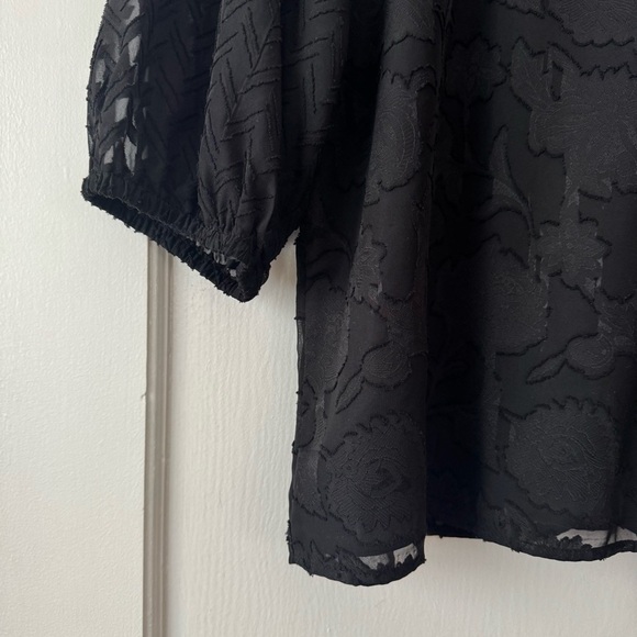 Vince Camuto Black Blouse with Sheer Patterned Sleeves Size S - Picture 9 of 16